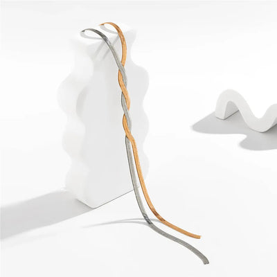 Elegante lange halsketting met verstelbaar slangontwerp