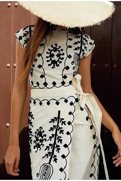 The Santorini Embroidered Set