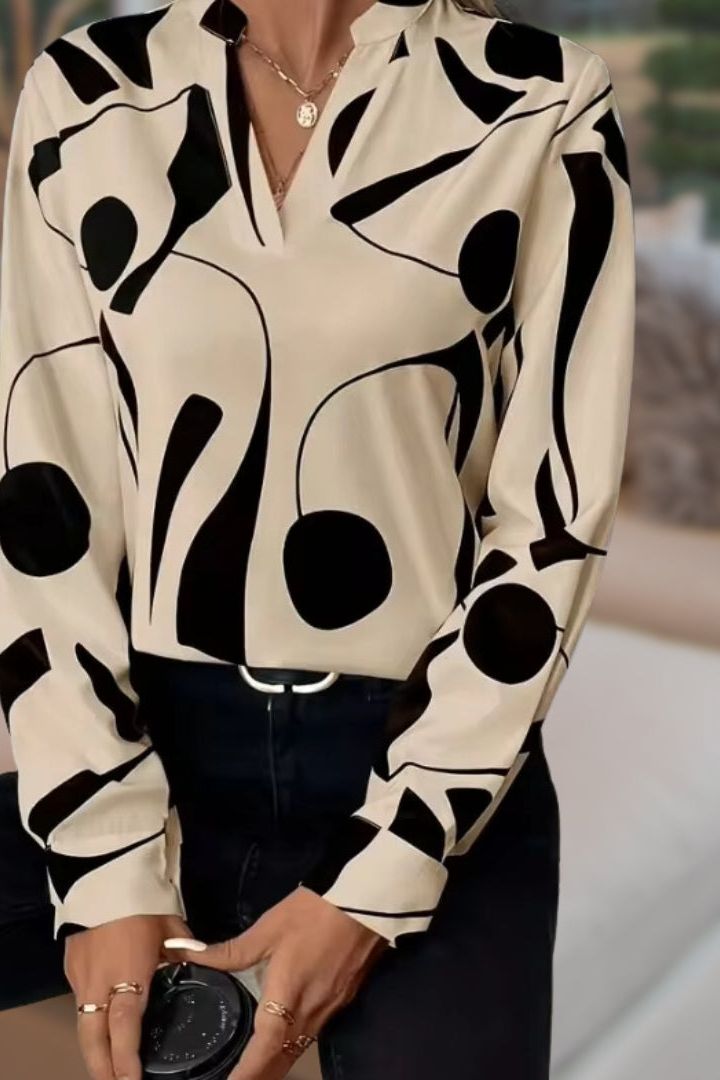 Molly™ Relaxed Pullover Top