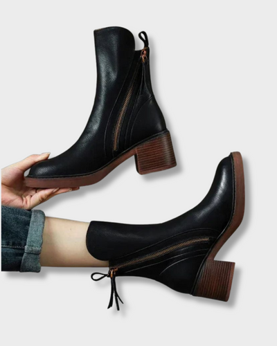 Amy – Leren enkellaarsjes