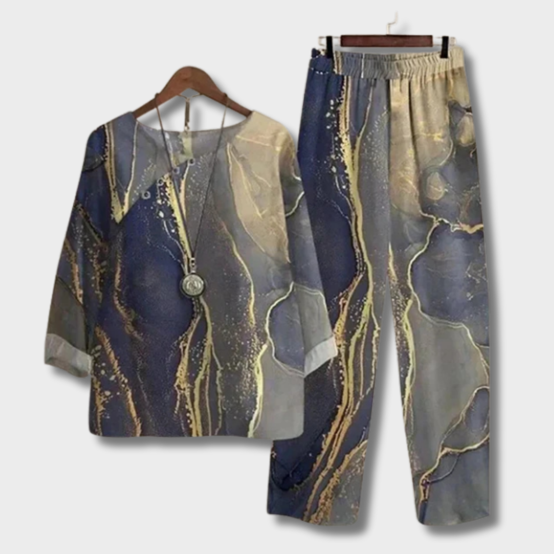 Katell – Comfortabele en chique blouse en broek set