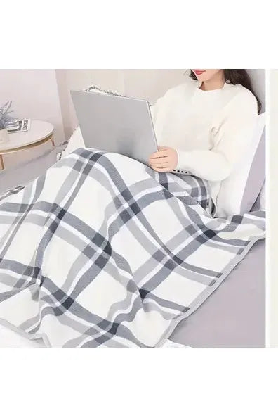 Chill'y Wearable Blanket