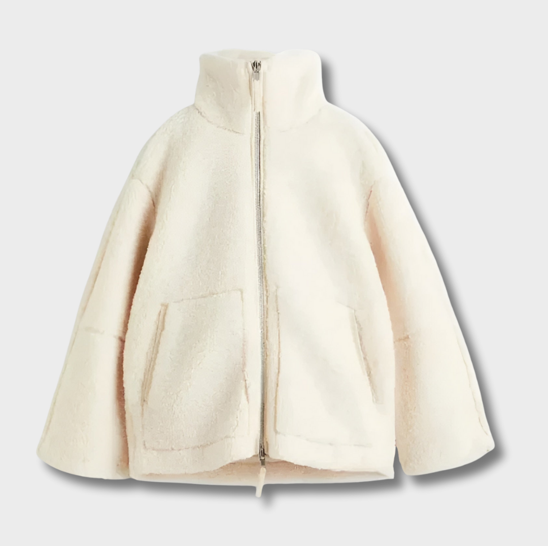 Sanne – crèmekleurige warme elegantie