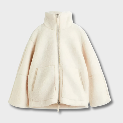 Sanne – crèmekleurige warme elegantie