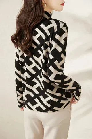 Aurora™ Elegant Geometric Sweatshirt