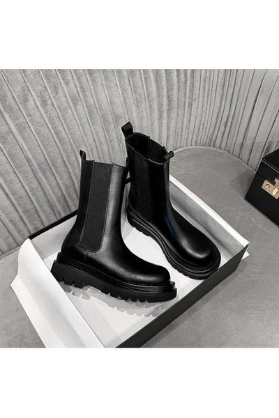 Veronique - Classic Boots