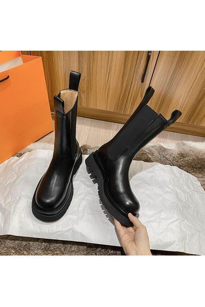 Veronique - Classic Boots